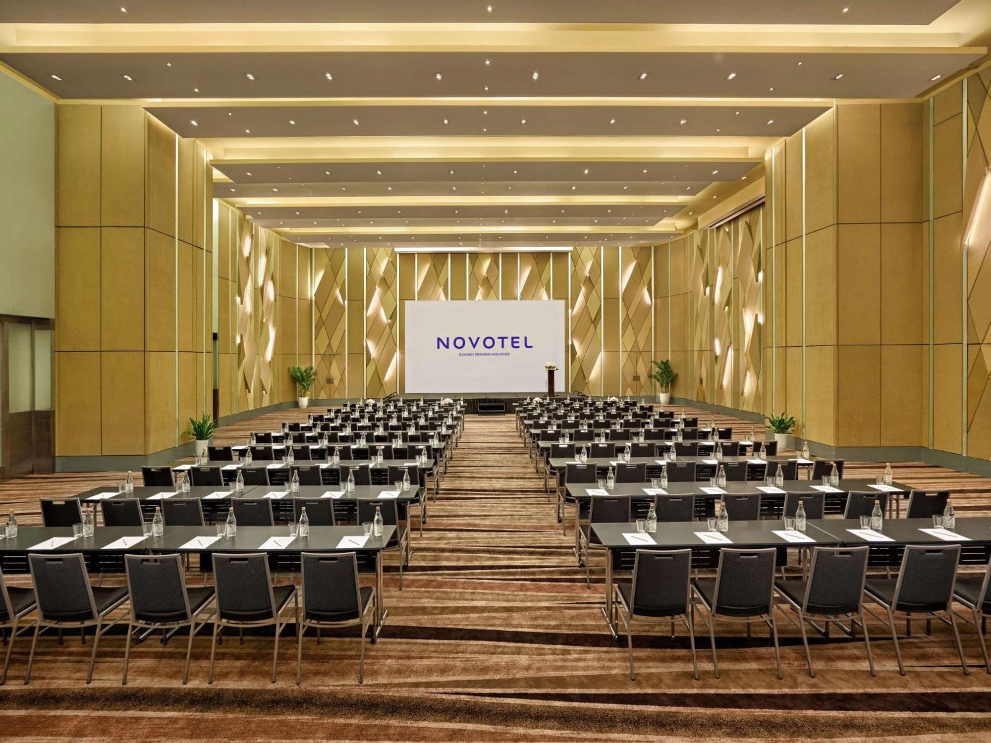 Novotel Danang Premier Han River Exteriör bild