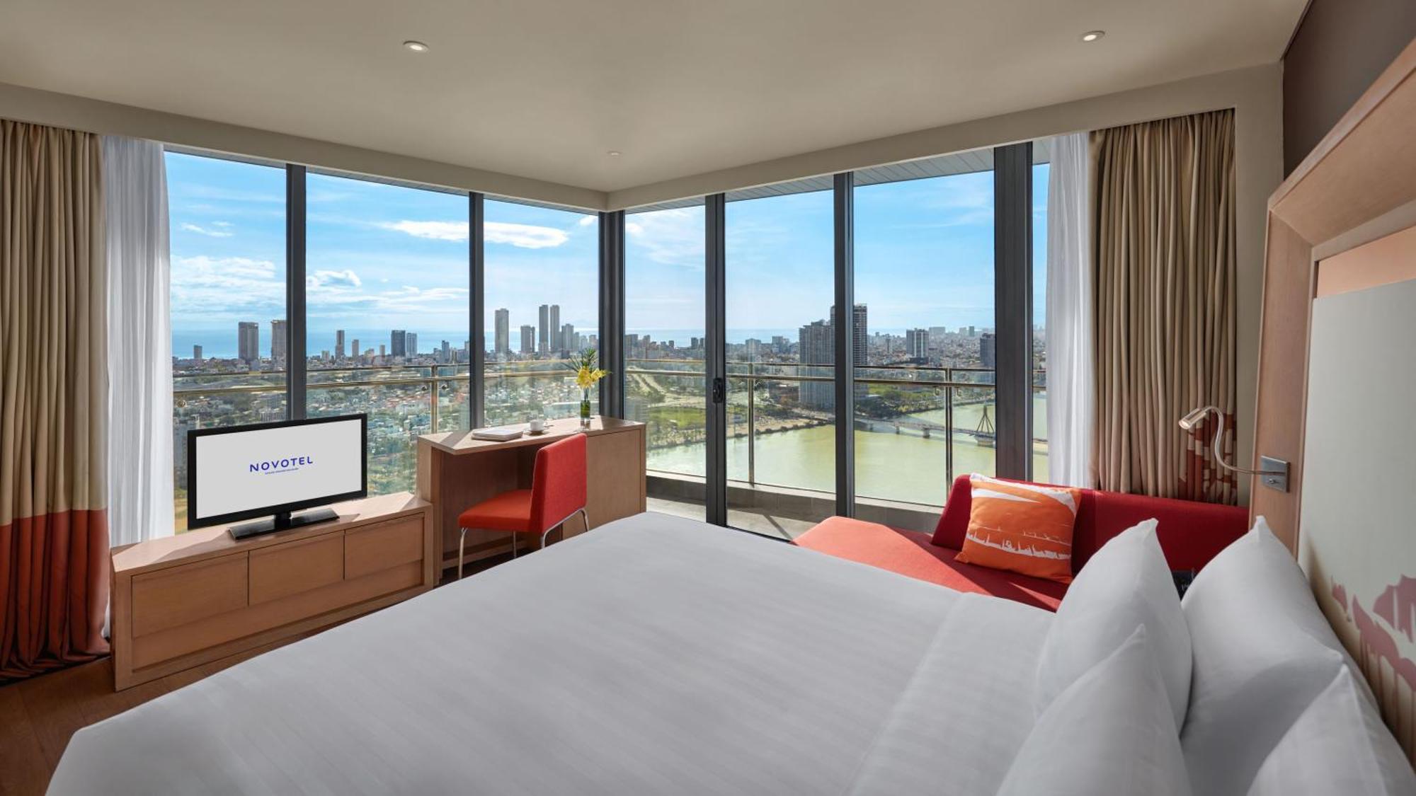 Novotel Danang Premier Han River Exteriör bild