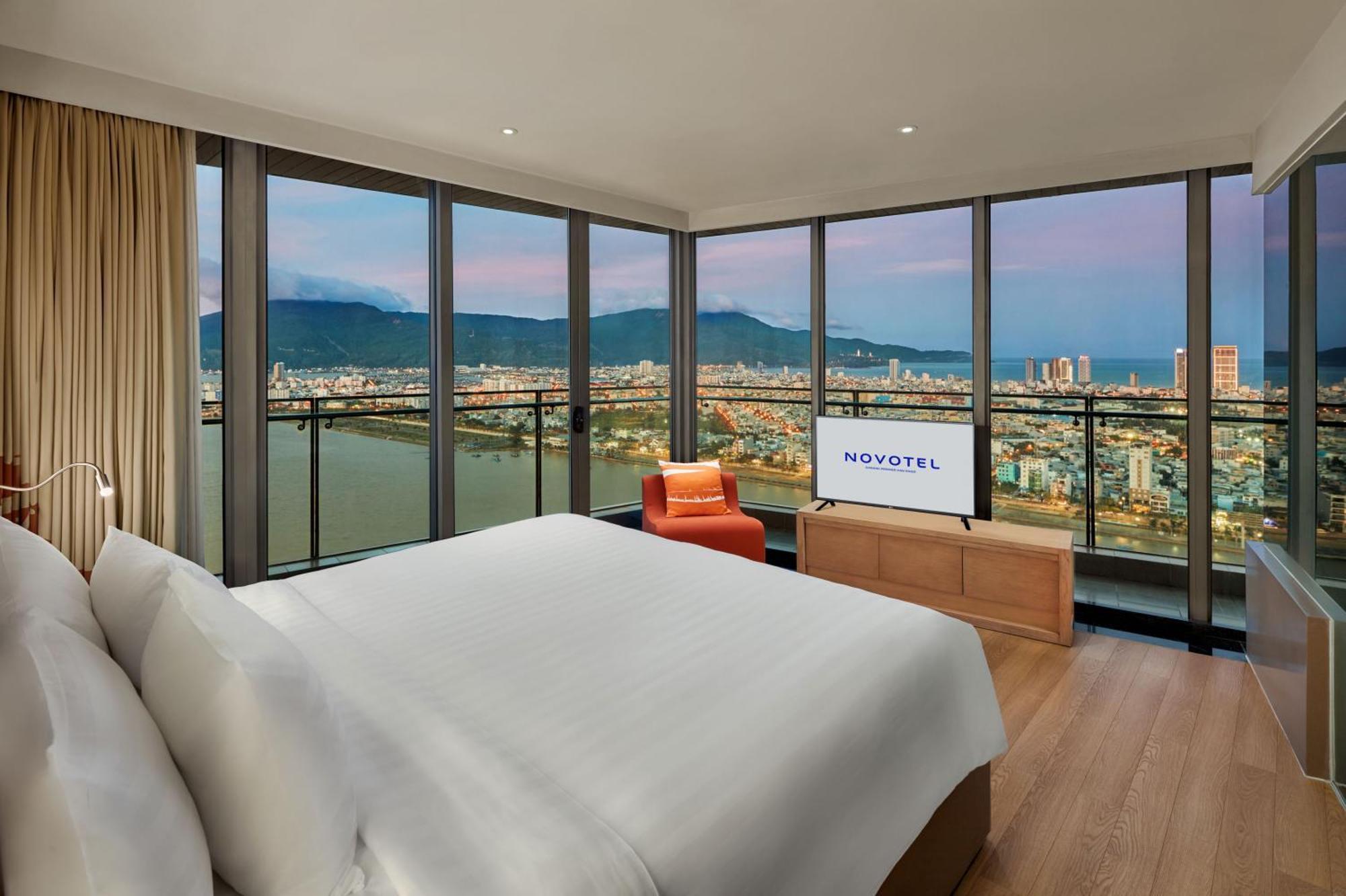 Novotel Danang Premier Han River Exteriör bild